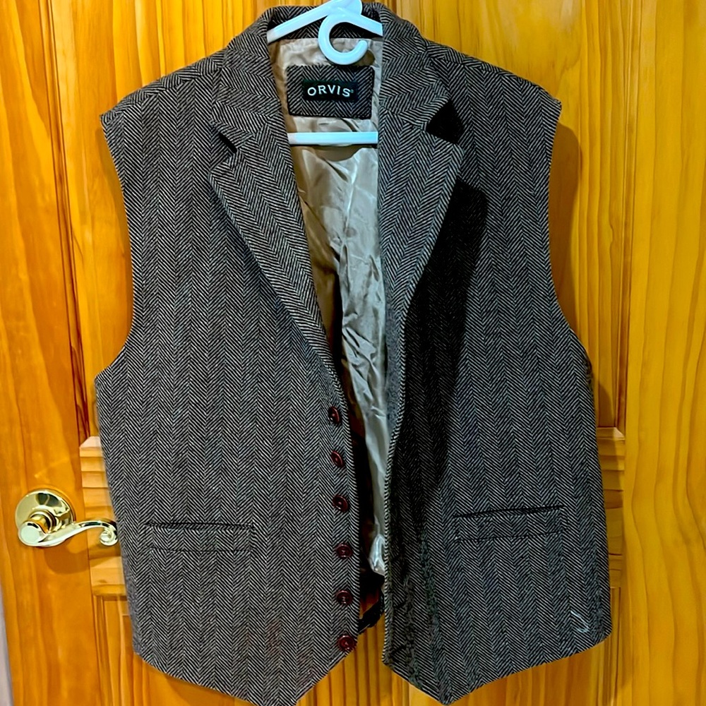 XL Orvis tweed vest, dark brown color